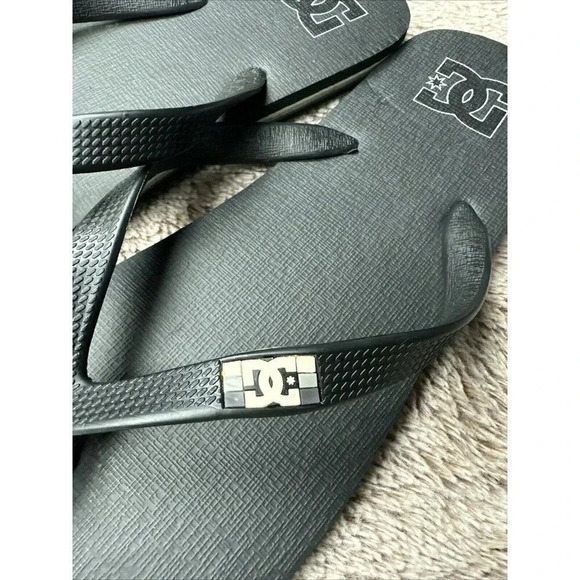 DC SHOES SPRAY Black FLIP-FLOPS 303272 MENS Size 10 - Picture 5 of 12